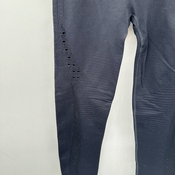 GYMSHARK High rise activewear woman black athleisure snug fit ankle legging S - Picture 3 of 9